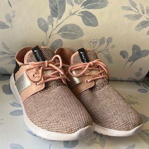 Nautical womens size 8 sneakers